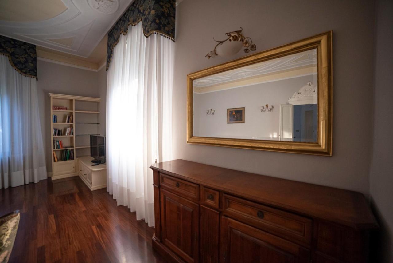 B&B Matteotti Luxury Home Vignola  Extérieur photo